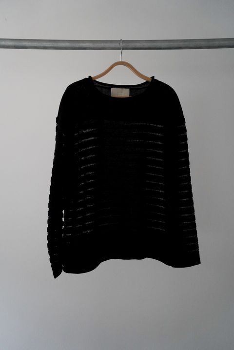 PANEL BORDER SWEATER（BLACK）