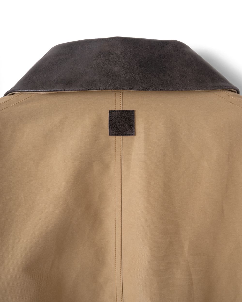 DOKA NYLON JACKET "TARP"（BEIGE）