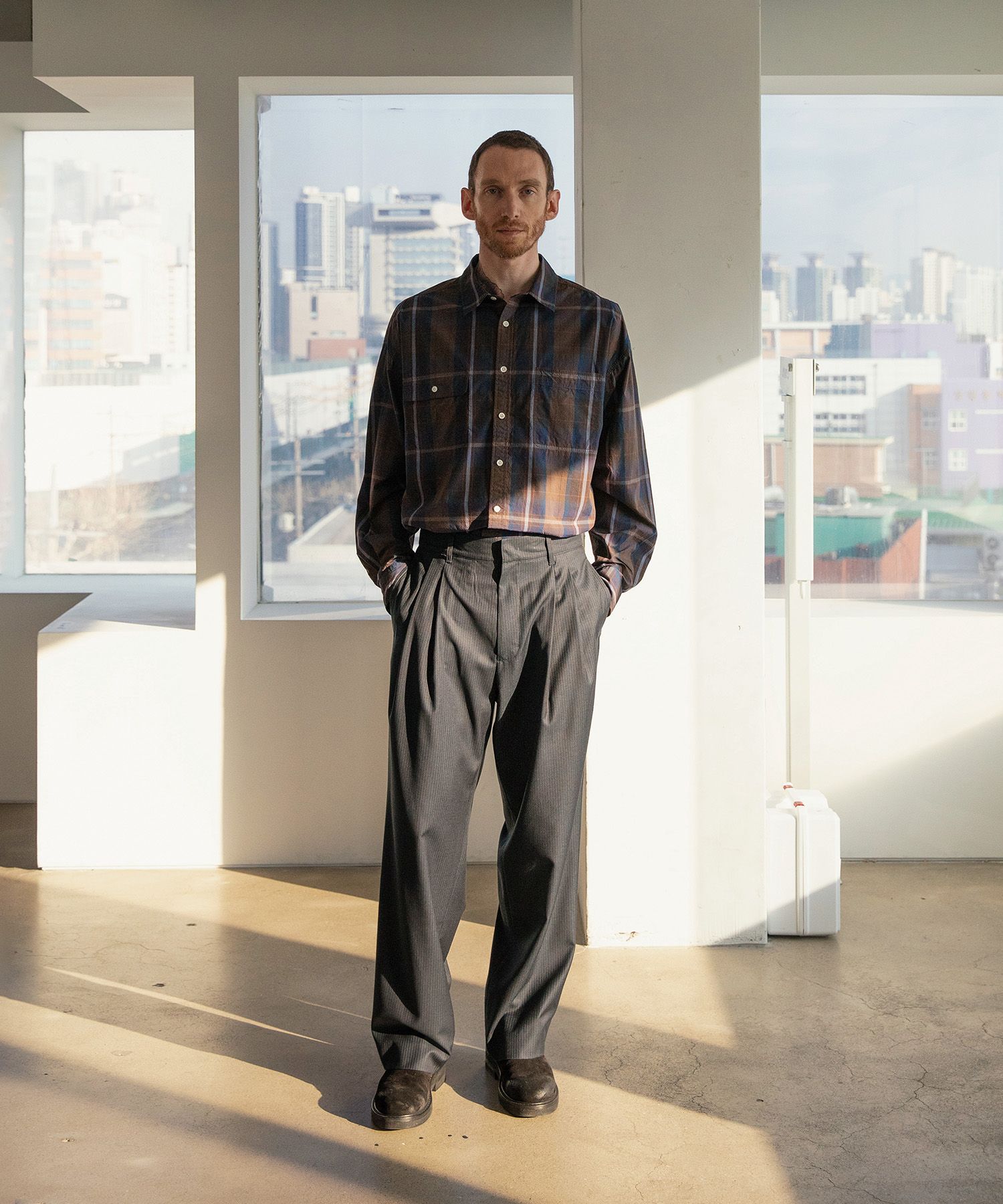 Narrow Stripe Tapered Slacks（HEATHER CHARCOAL）