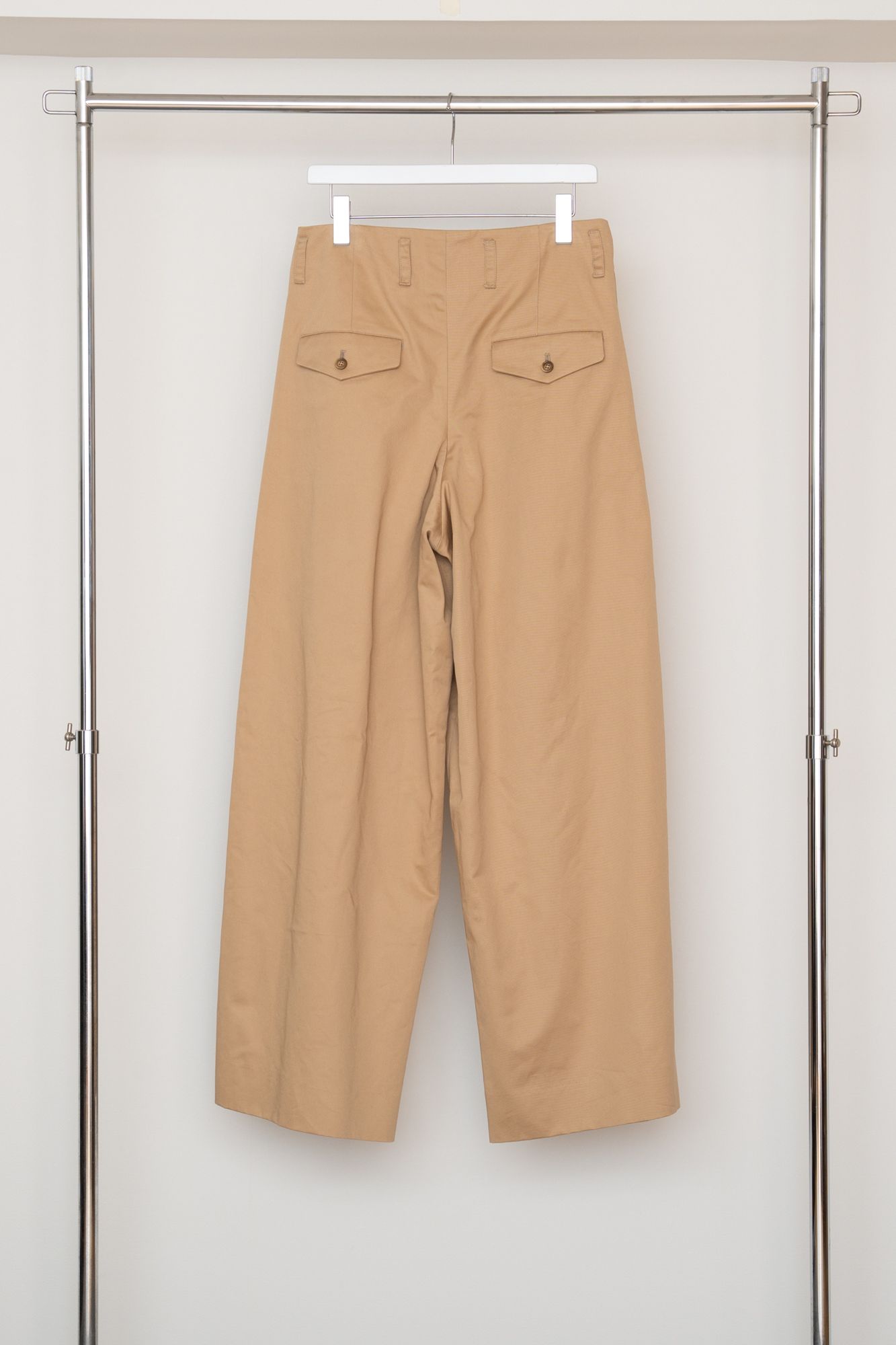 TUCK WIDE TROUSERS（BEIGE）