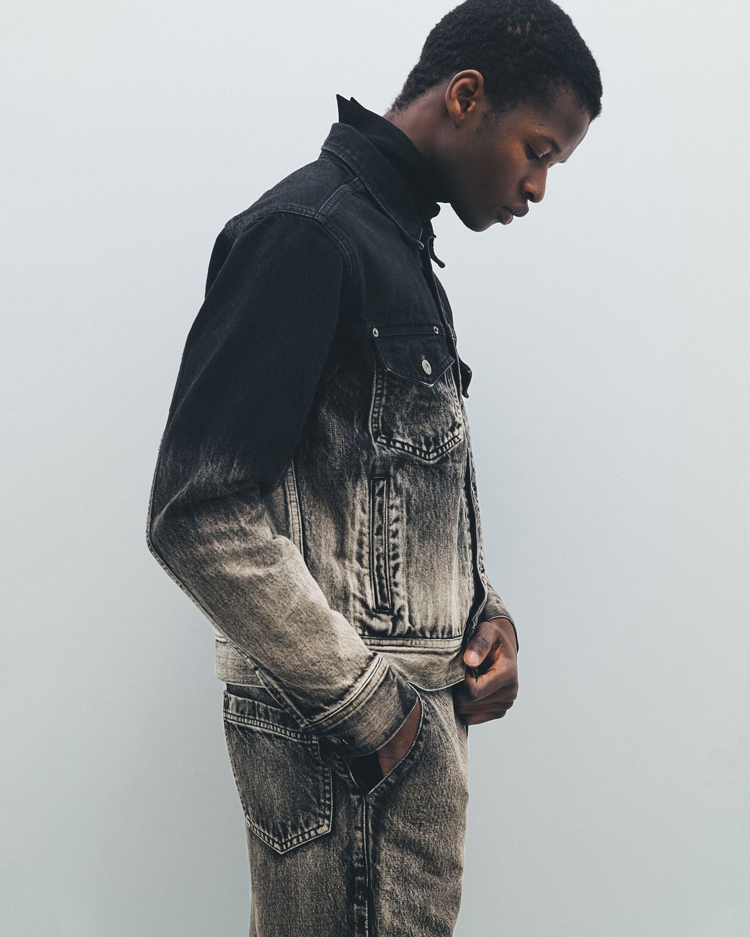 GRADATION WIDE DENIM（FADE BLACK）