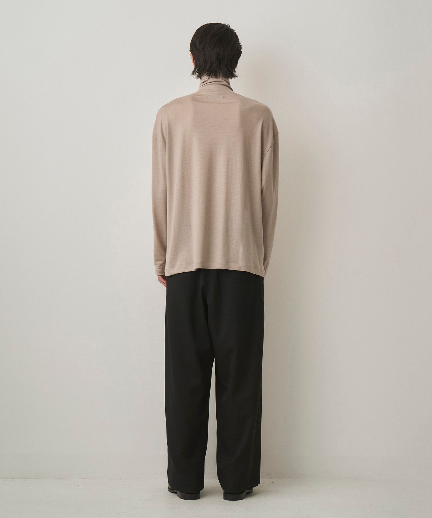 WASHABLE WOOL TURTLE（ECRU）
