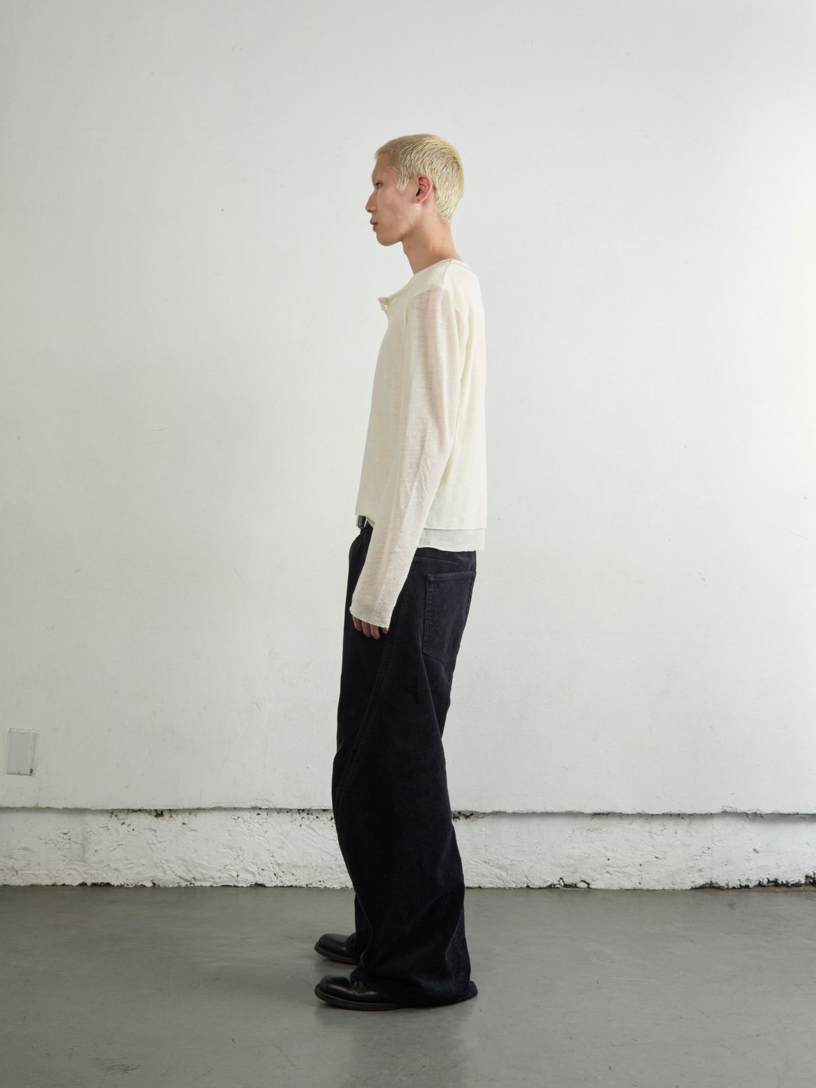 DOUBLE LAYERED LONG SLEEVE HENLEY T SHIRT（WHITE）