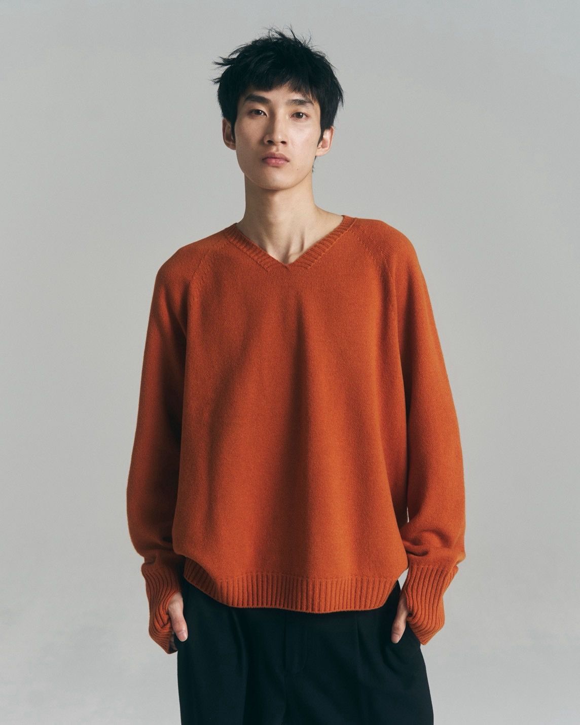 Whole Garment V-Neck – Super Fine Merino（ORANGE）