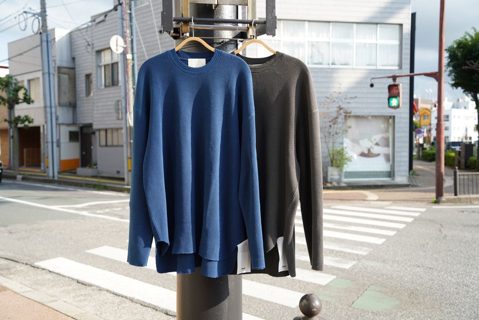 INNAT HAND-DYED WAFFLE LS TEE