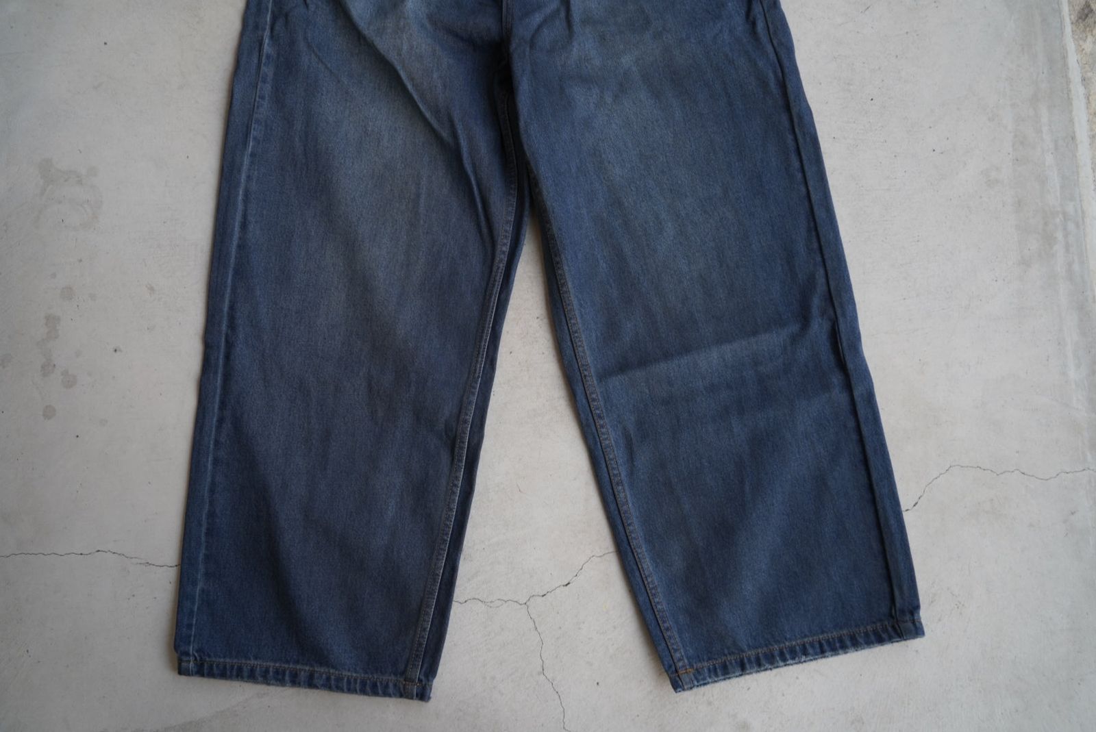 CODA(コーダ)DISTRESSED EXTENDED CUT LUFT JEANS