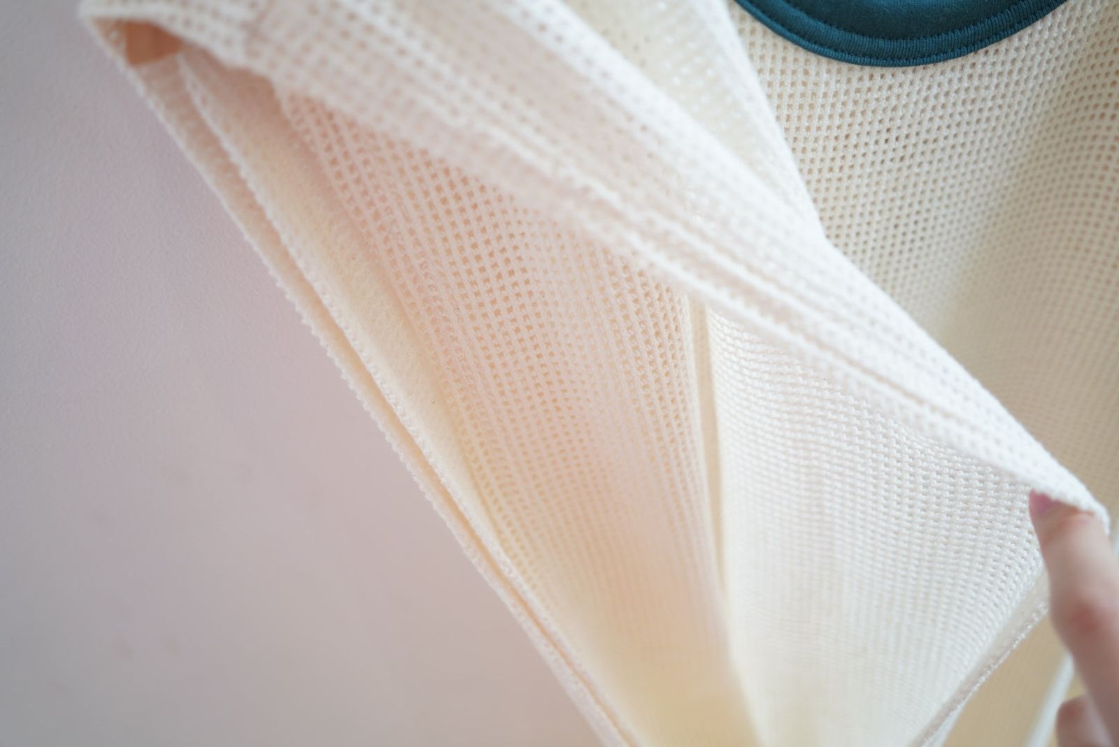 COTTON LAYERED MESH BIBS / OFF