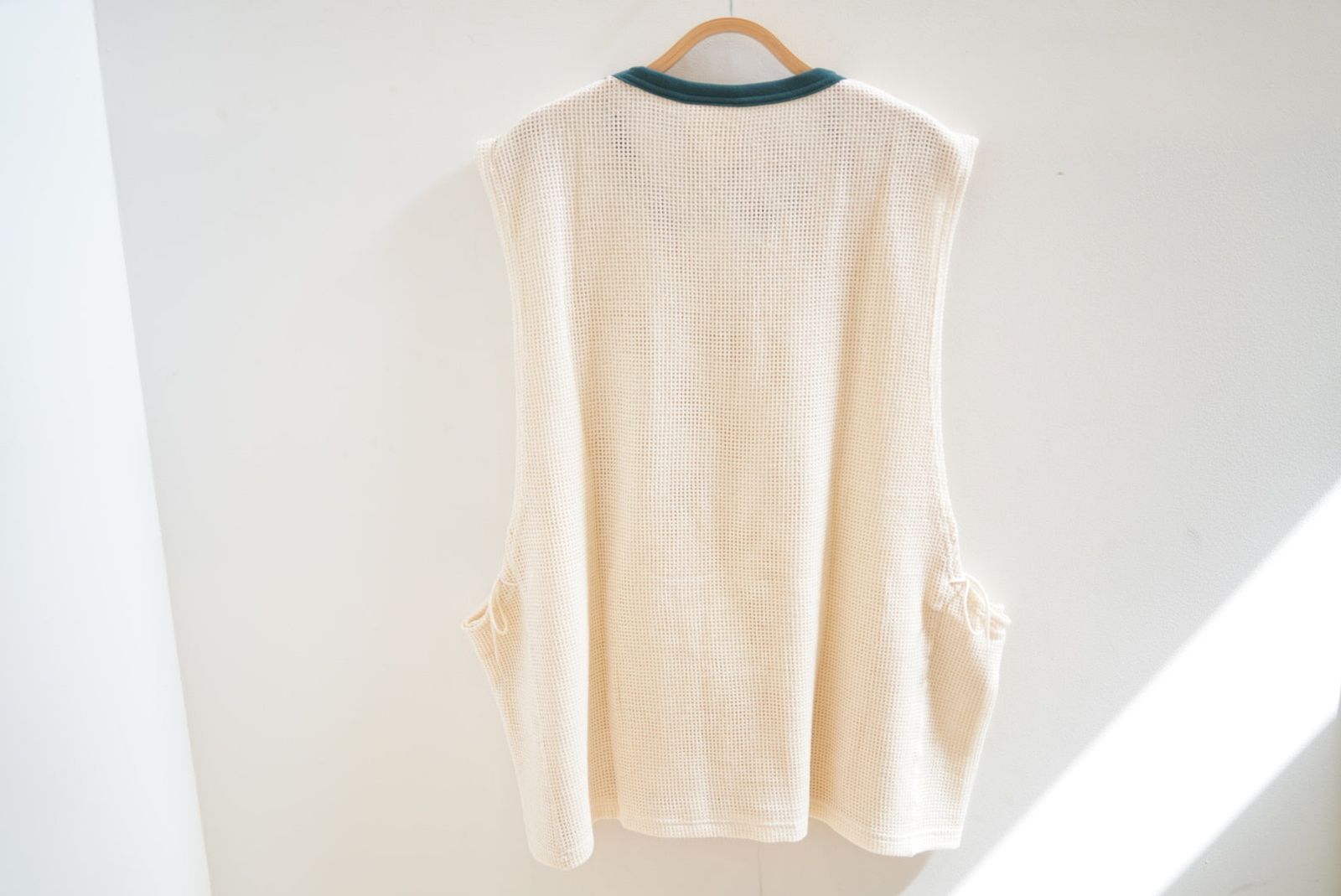 COTTON LAYERED MESH BIBS / OFF