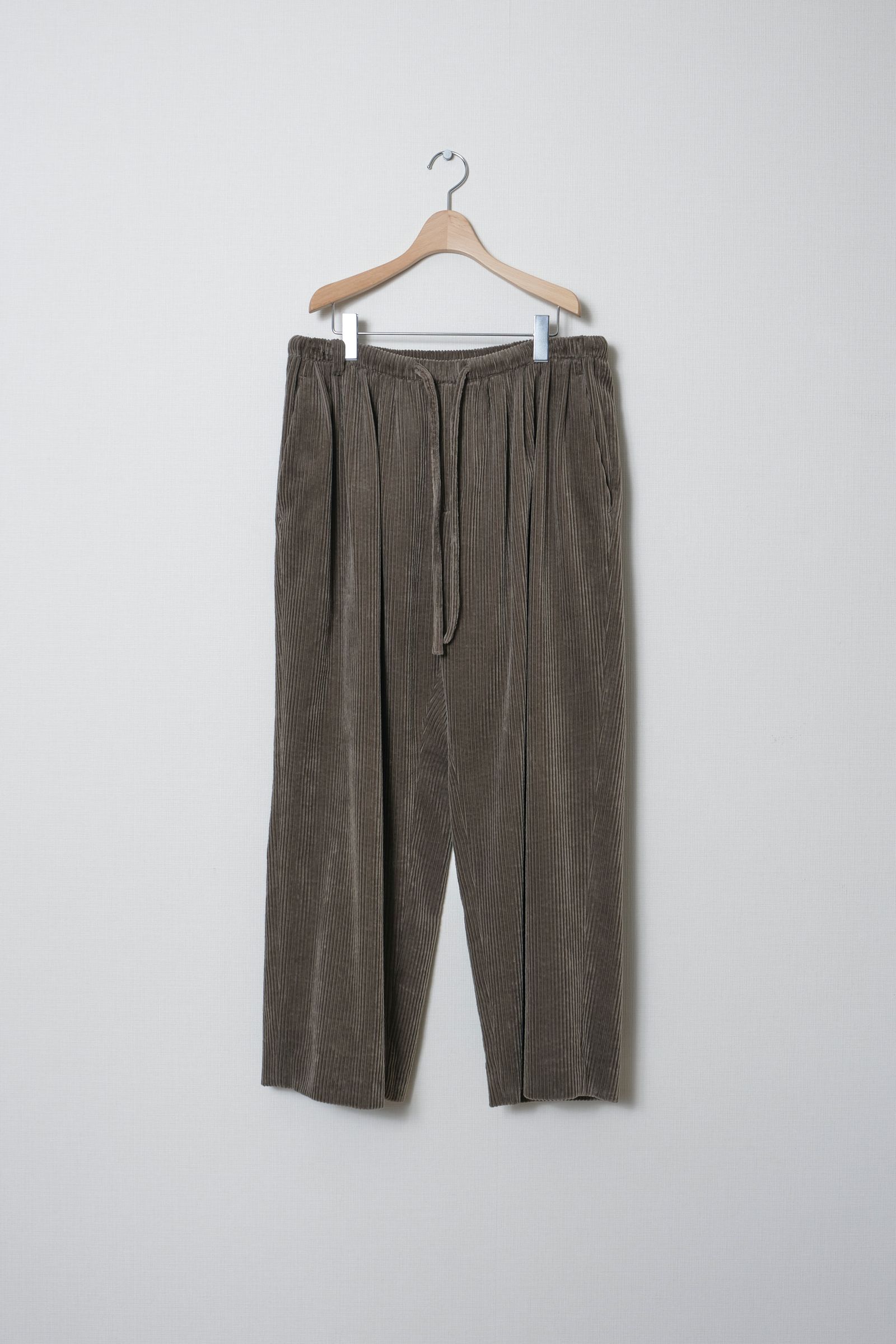 Corduroy Relax Trousers（BEIGE）