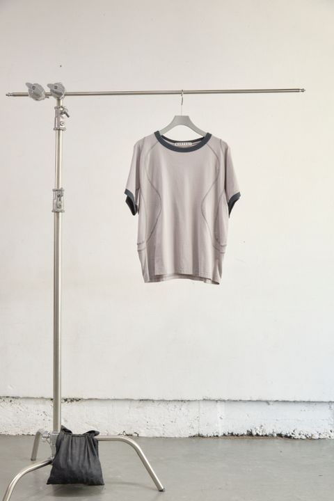 PANELLED HALF SLEEVE RINGER T-SHIRT（BEIGE）