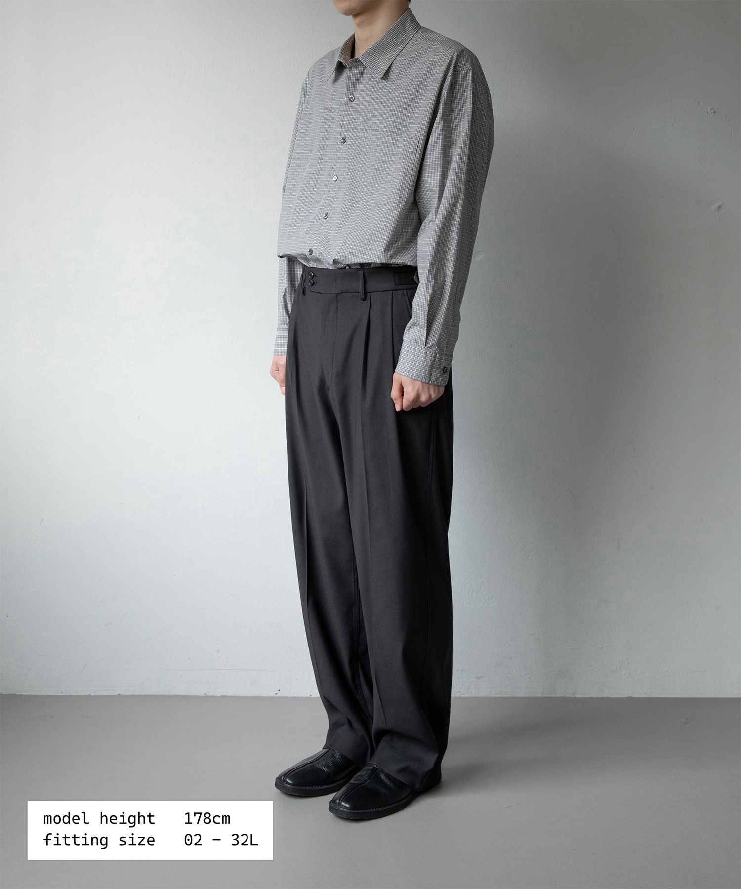 Santiago Slacks Flexible 32L（CHARCOAL）