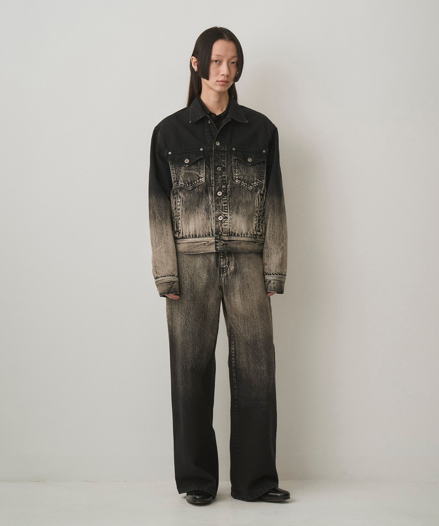 GRADATION DENIM JACKET（FADE BLACK）