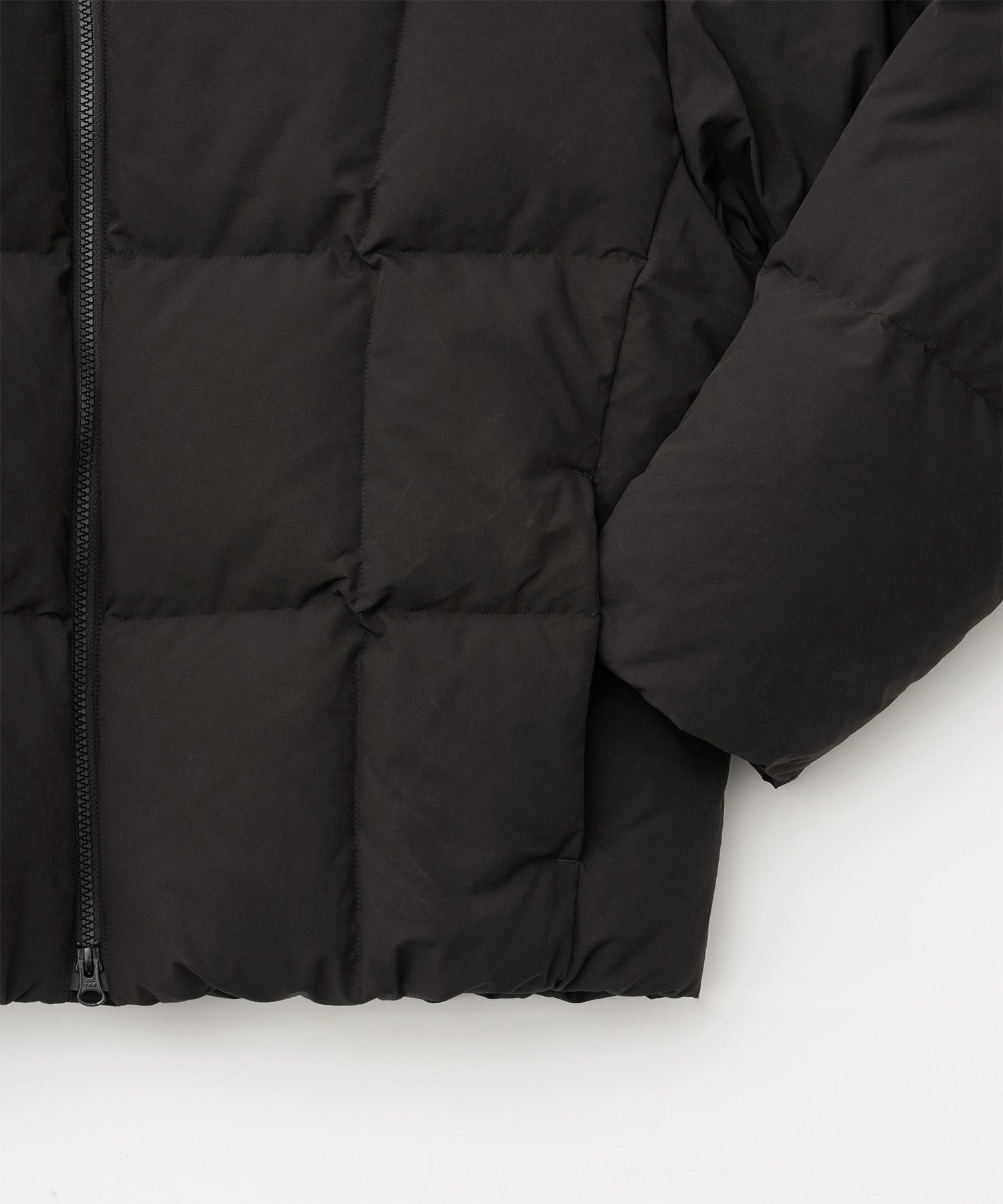 Cloudy Balloon Down Puffer Jacket（Black）