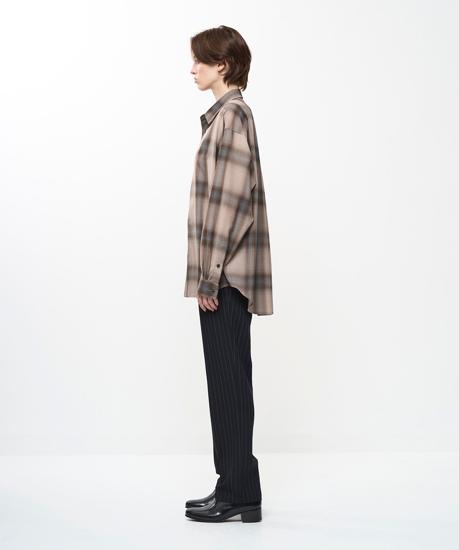 LIGHTWEIGHT OMBRE CHECK SHIRT（BEIGE）