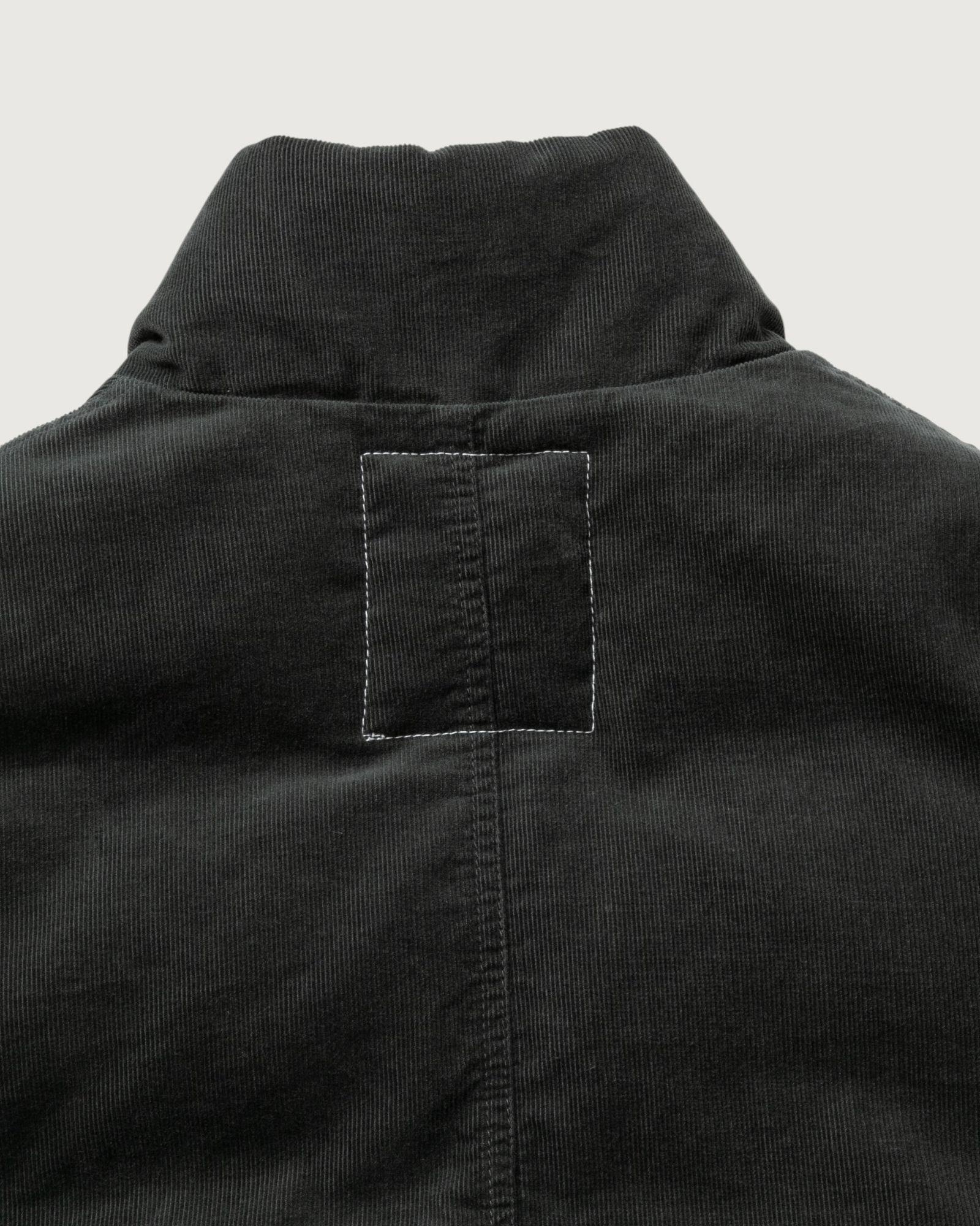 GARMENT DYED DOWN VEST（INK）