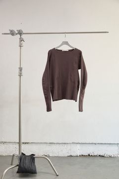 PANELLED RIBBED LONG SLEEVE T-SHIRT（BROWN）
