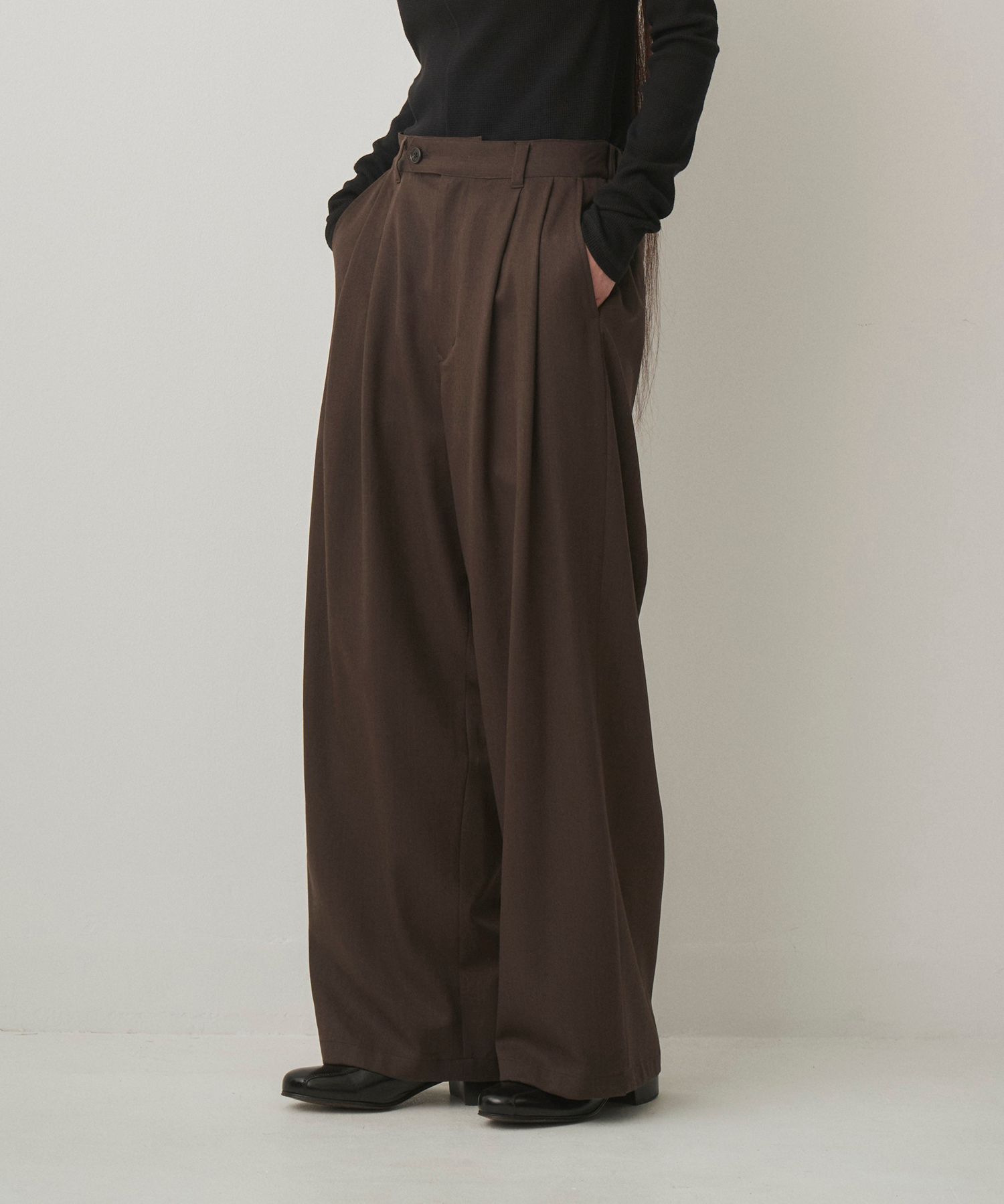 2TUCK WIDE EASY PANTS（BROWN）