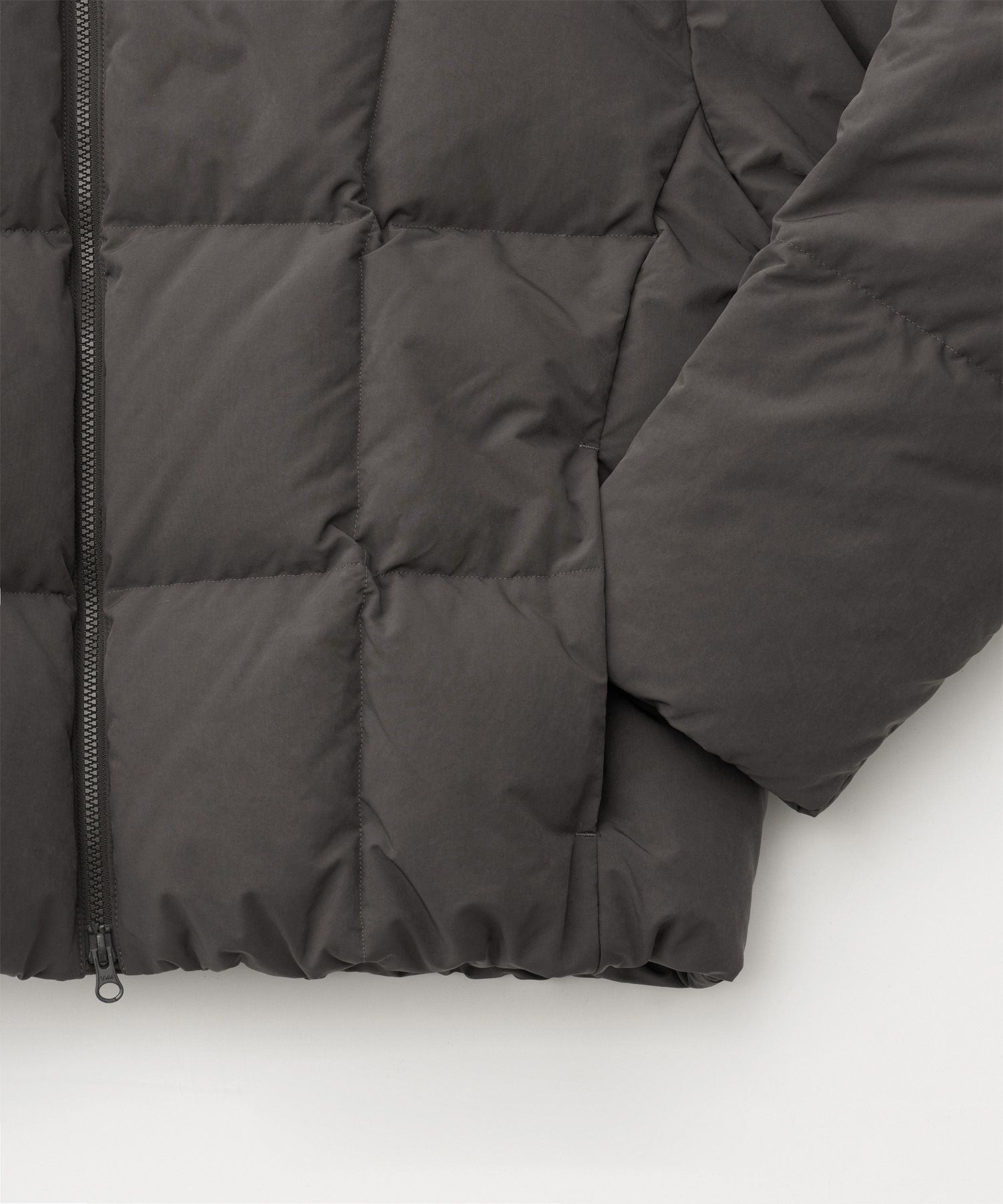 Cloudy Balloon Down Puffer Jacket（Brown）