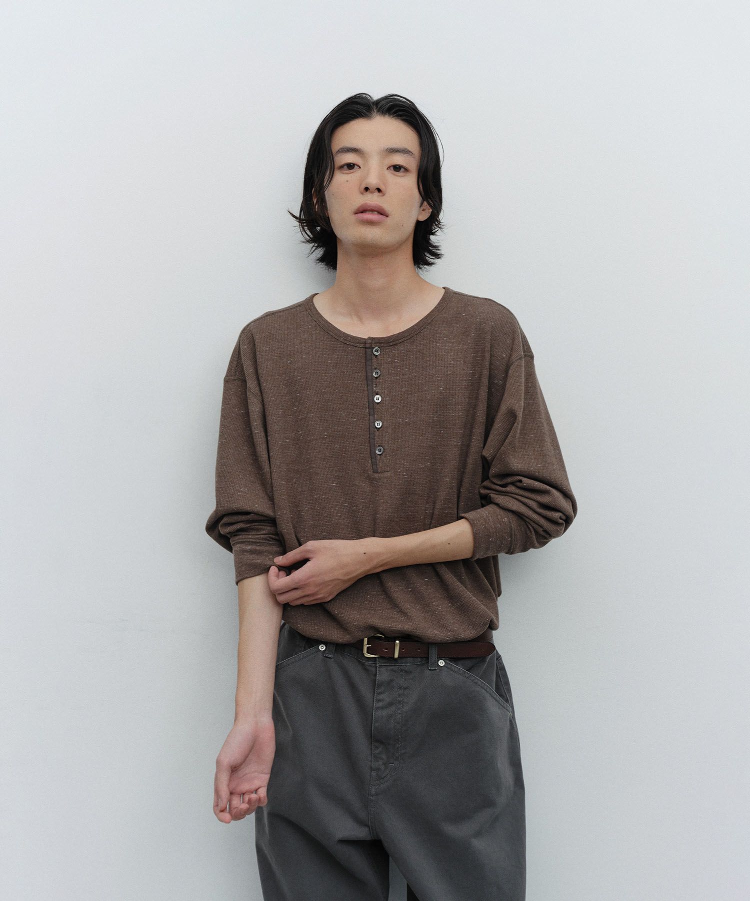 Waffle Henry Pullover（MILD BROWN）