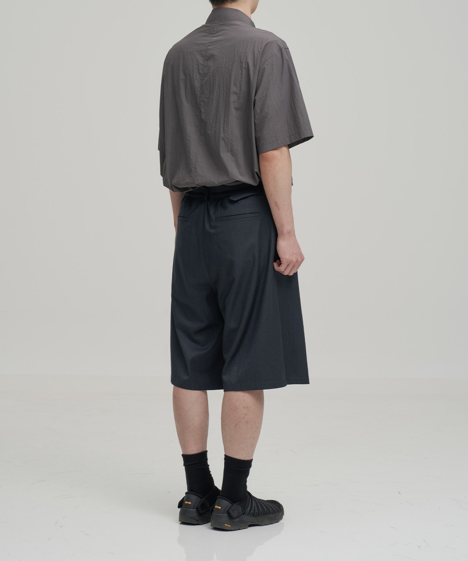 Hemingway Stripe Bermuda Pants（HEATHER CHARCOAL）