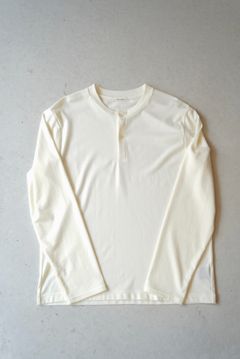 CALM HENRY NECK TEE （ECRU）