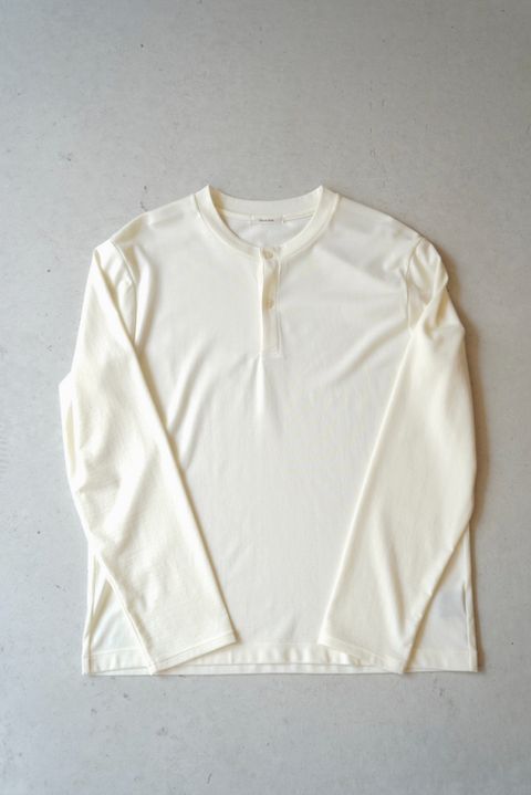 CALM HENRY NECK TEE （ECRU）