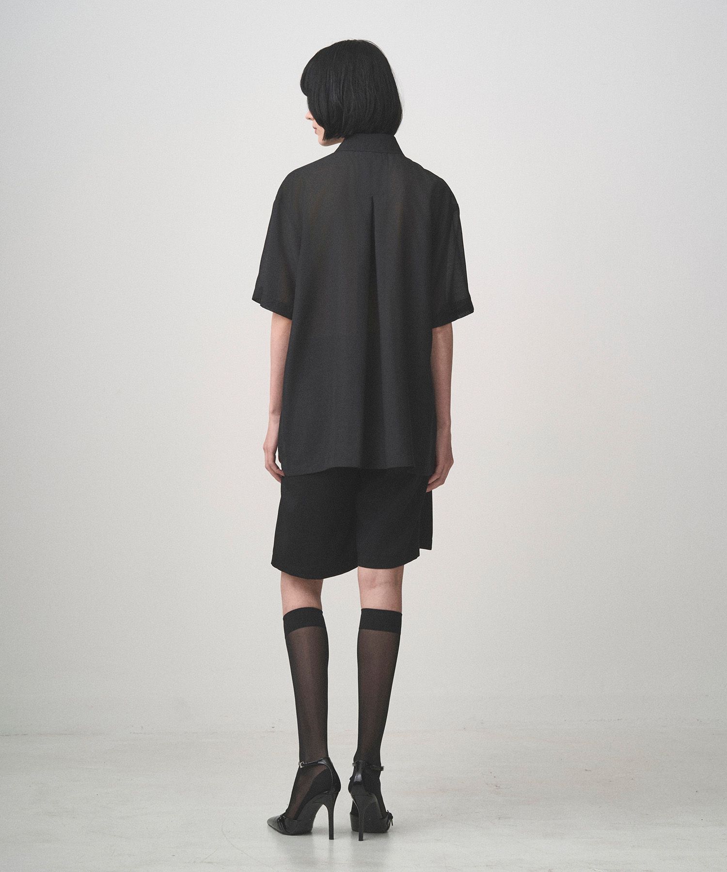 SHEER LIGHT S/S SHIRT（BLACK）