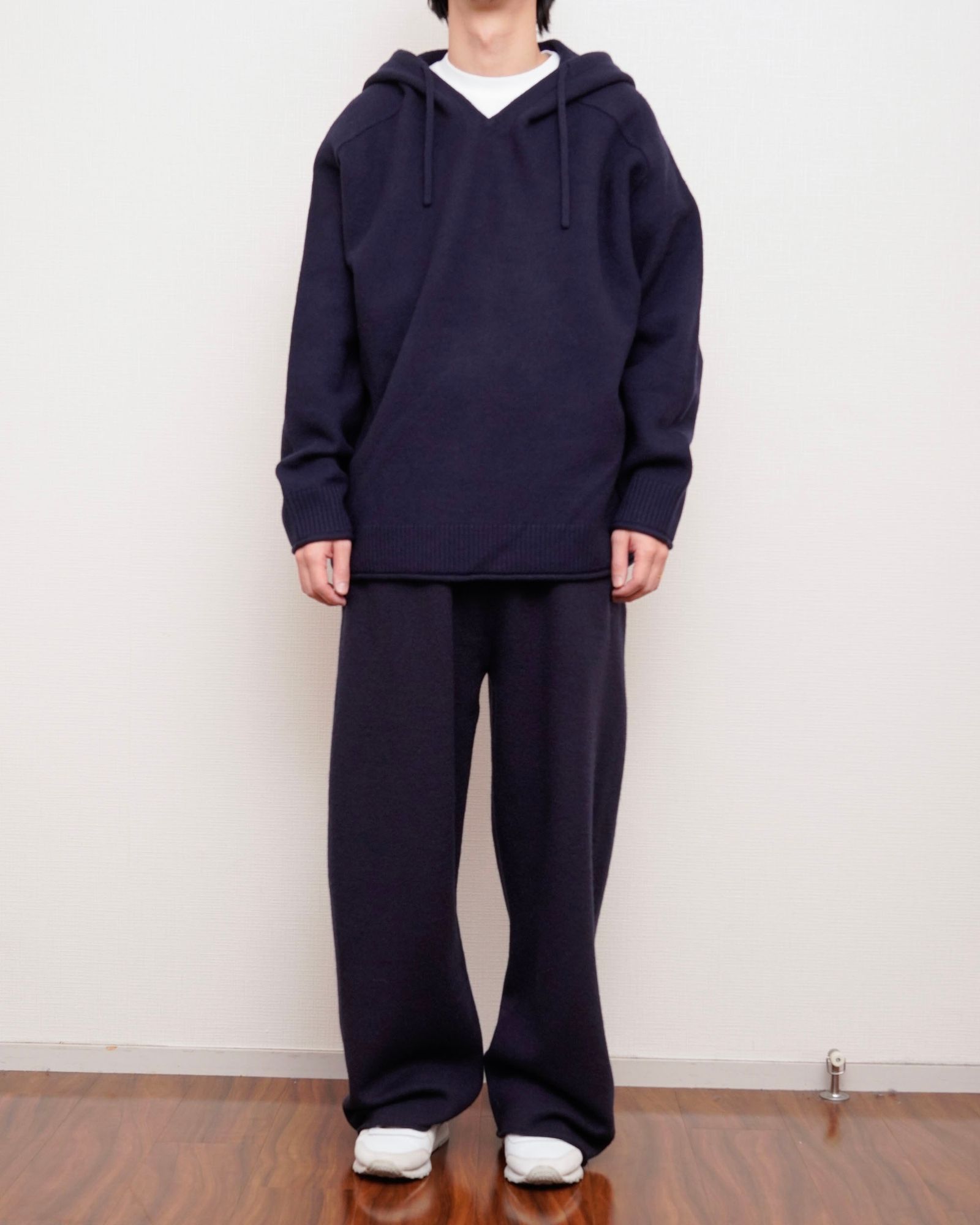FELTED MERINO WOOL FOODIE KNIT（NAVY）