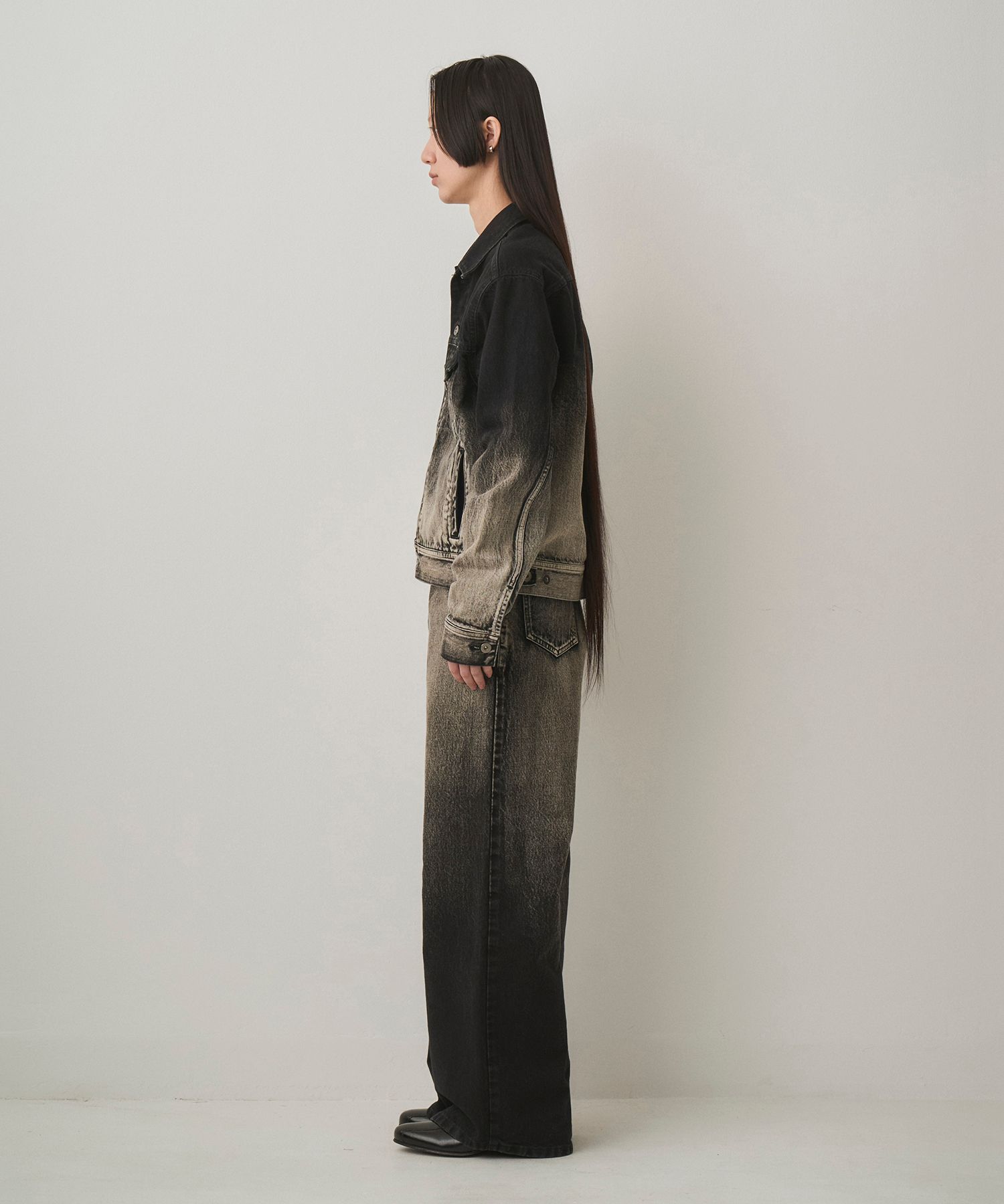 GRADATION DENIM JACKET（FADE BLACK）