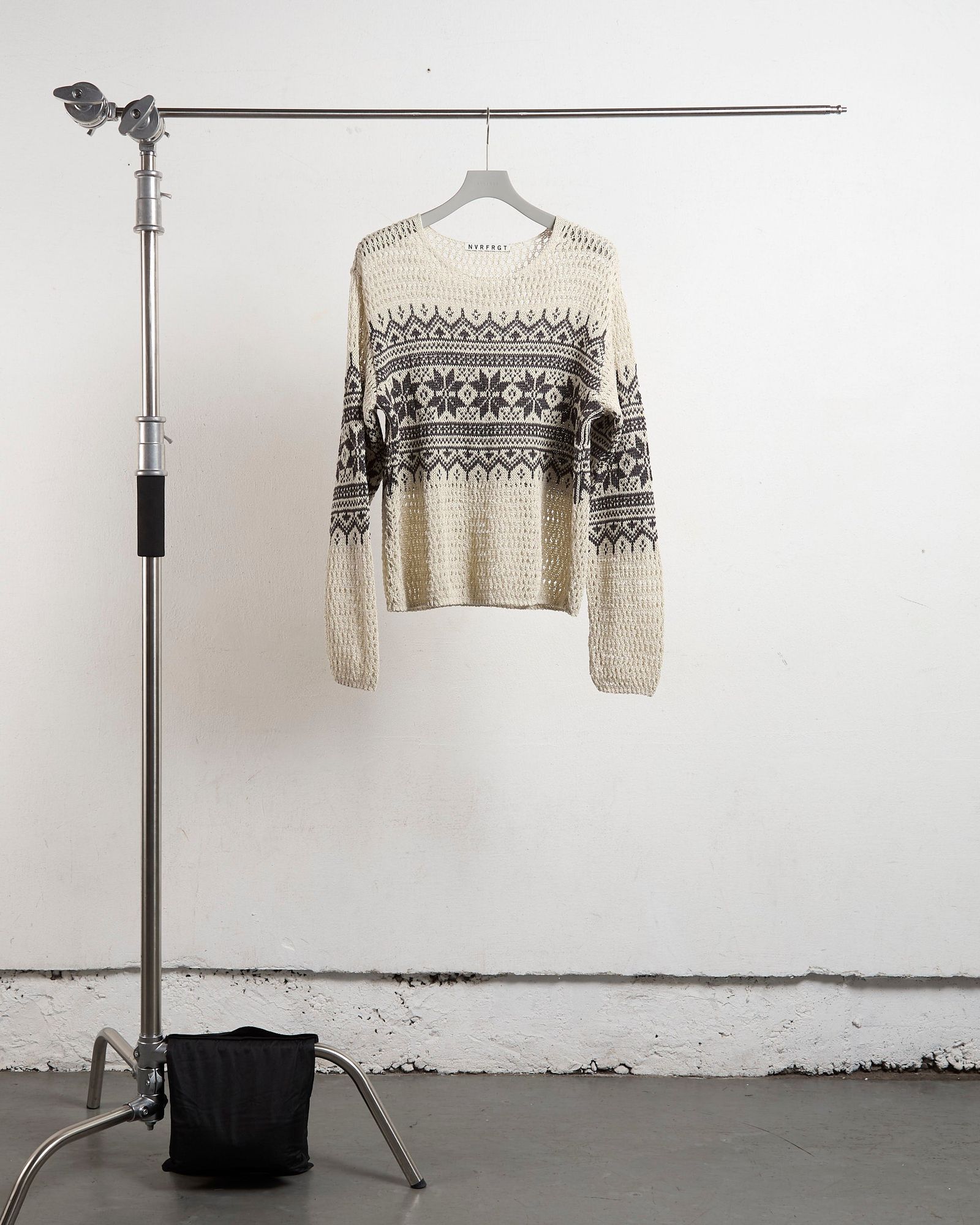 NVRFRGT(ネヴァーフォーゲット)NORDIC JACQUARD OPEN KNITTED