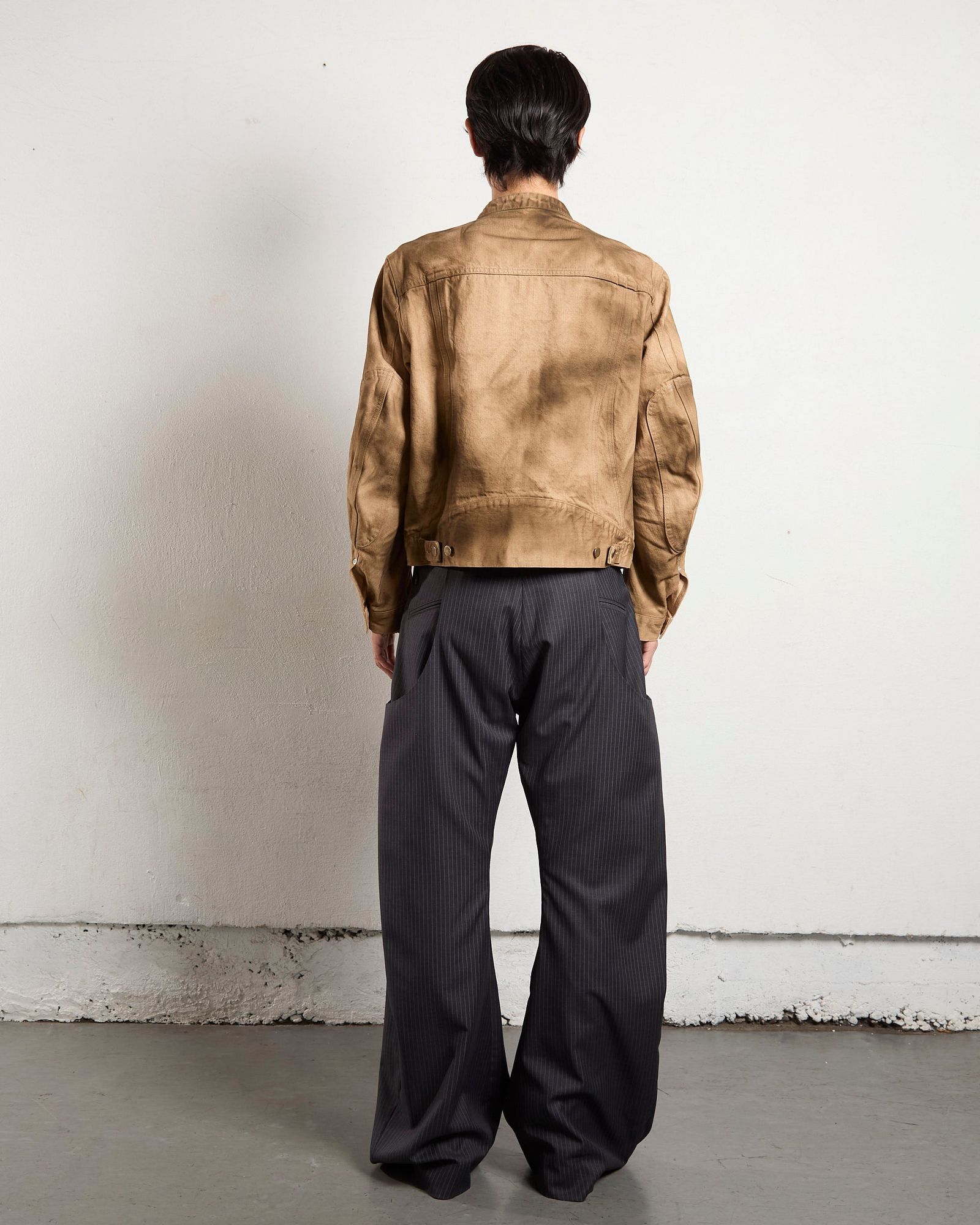 NVRFRGT(ネヴァーフォーゲット)PINSTRIPED 2TUCK CURVED LEG TROUSERS