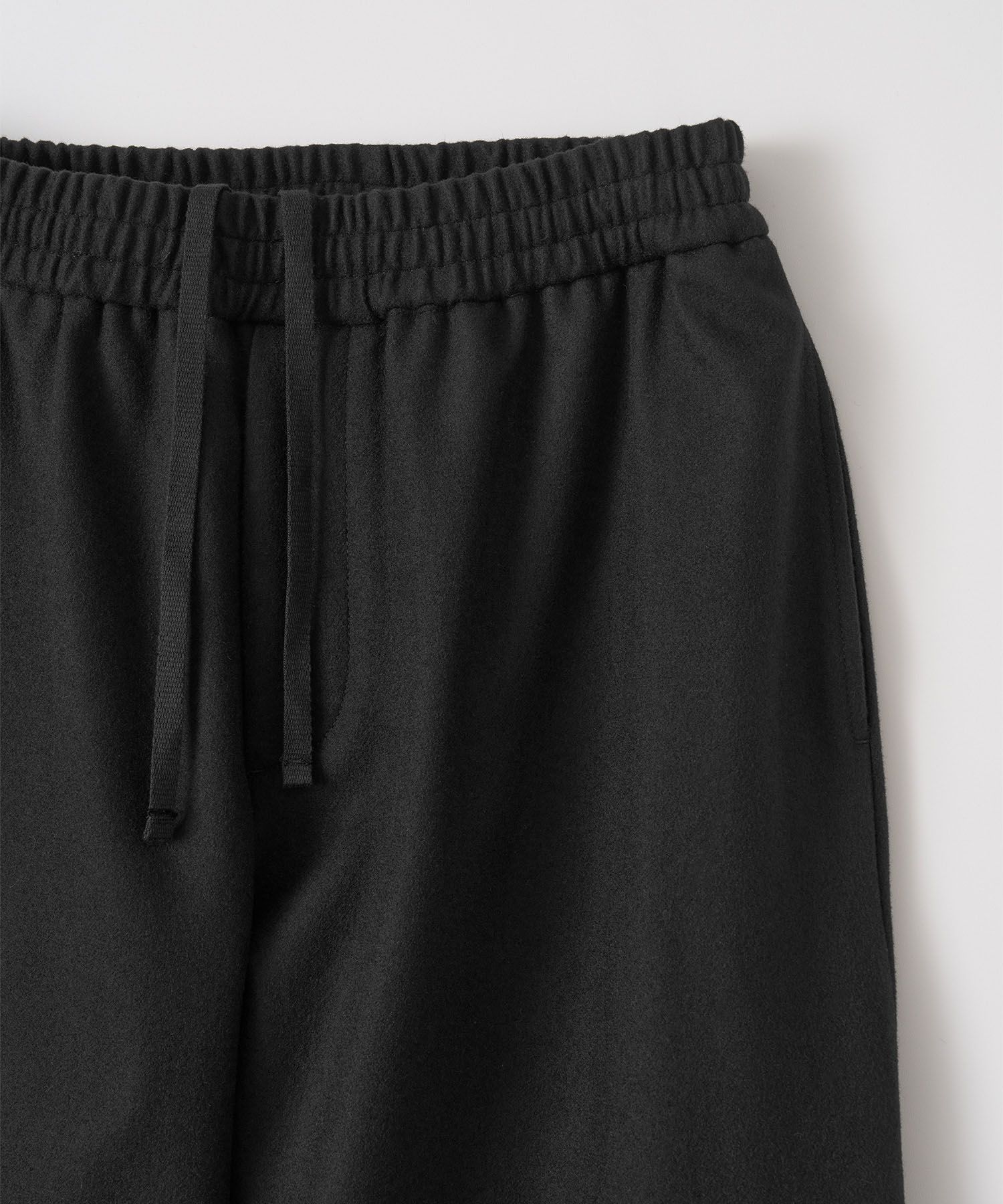 Cashmere Banding Easy Pants（BLACK）