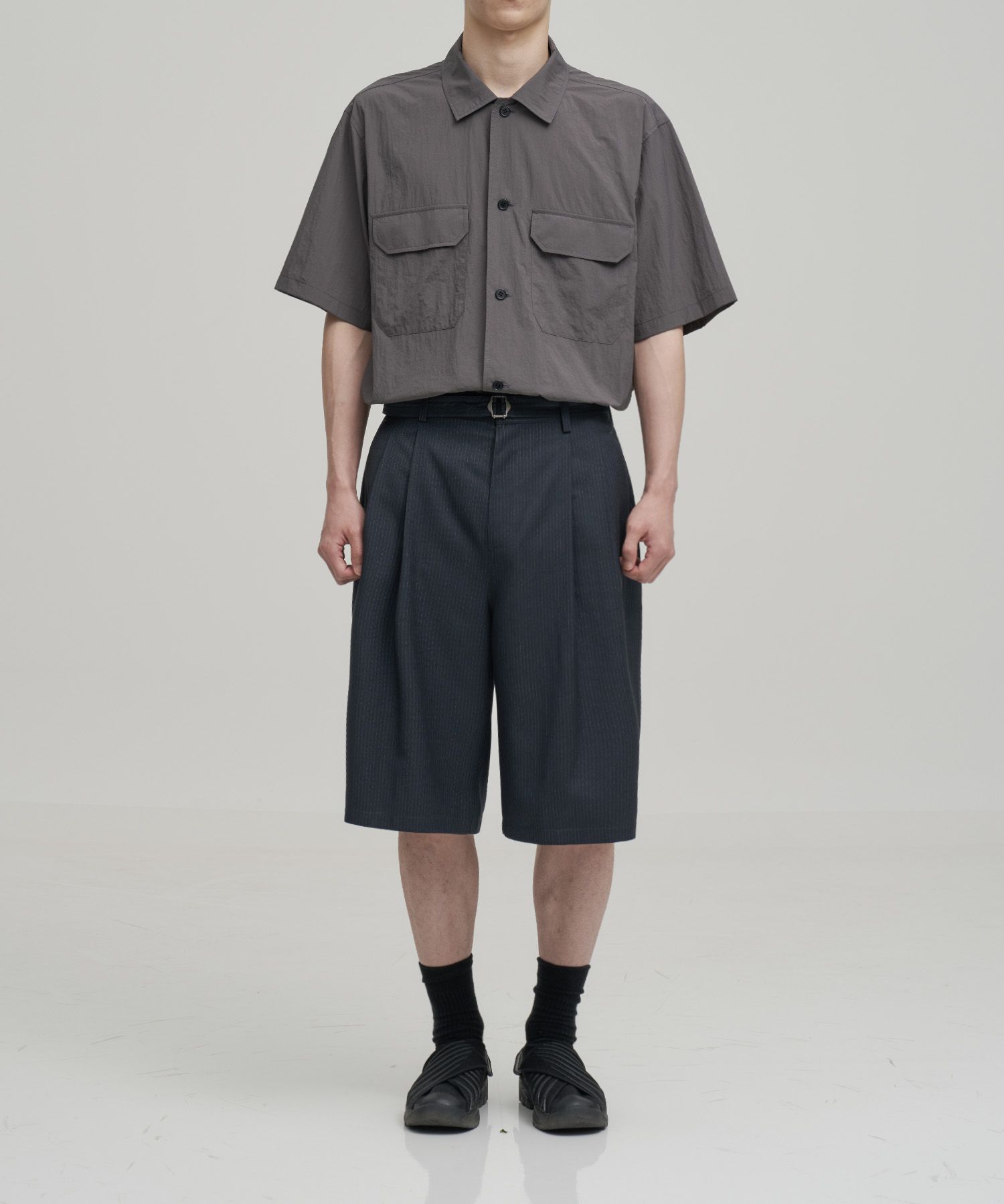 Hemingway Stripe Bermuda Pants（HEATHER CHARCOAL）