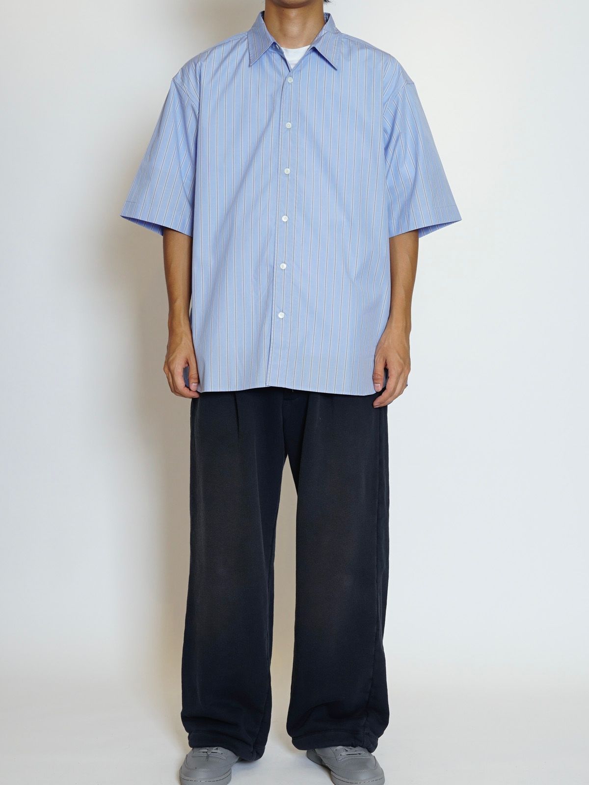S/S REGULAR SHIRTS（BLUE STRIPE）