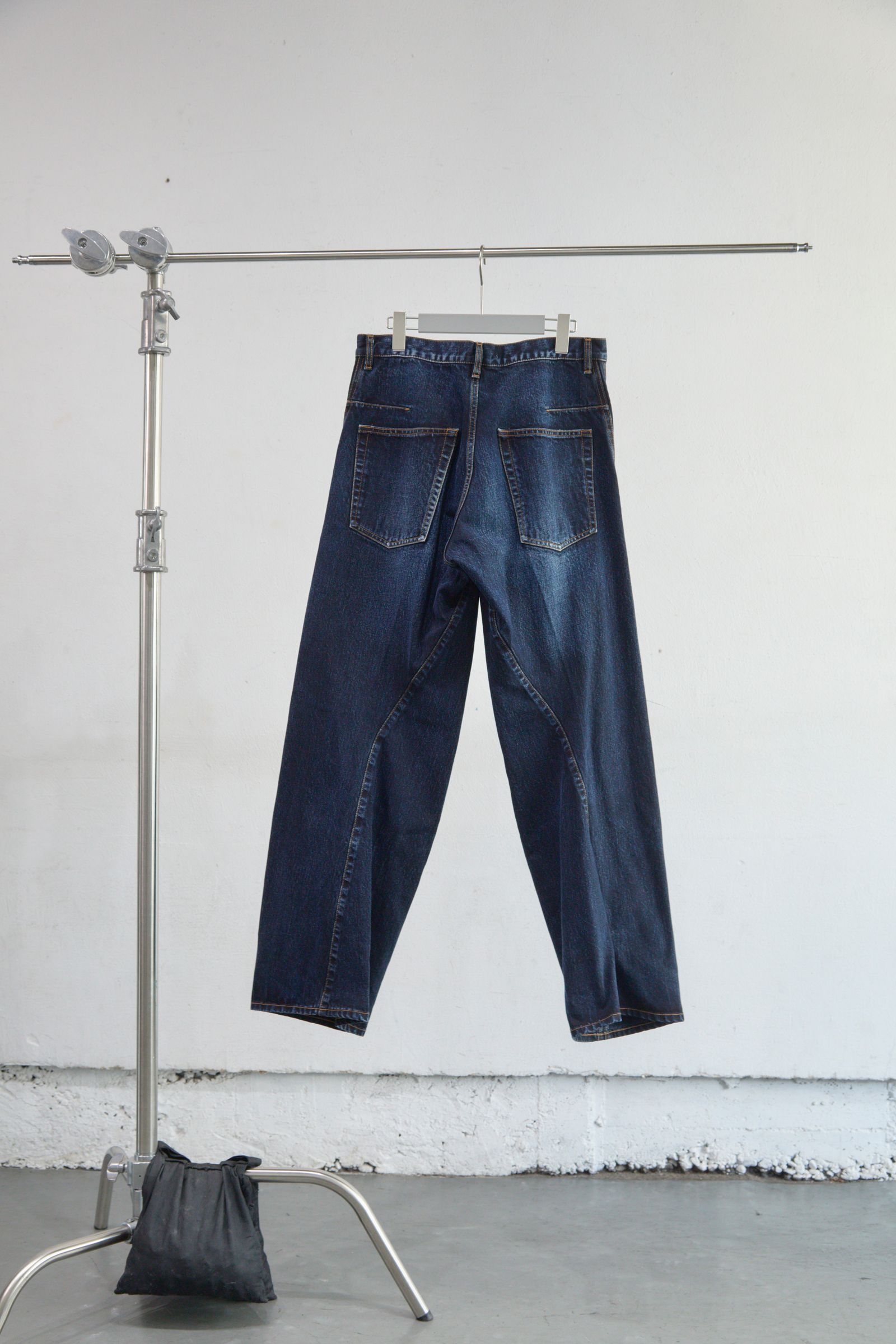 3D TWISTED WIDE LEG JEANS（DARK FADED INDIGO）
