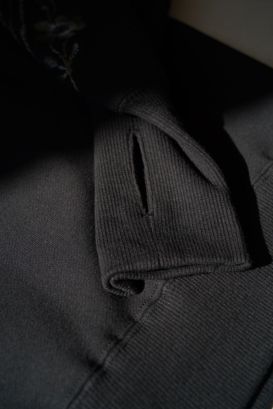 Embroidered Jacquard Crewneck Sweatshirt（BLACK）