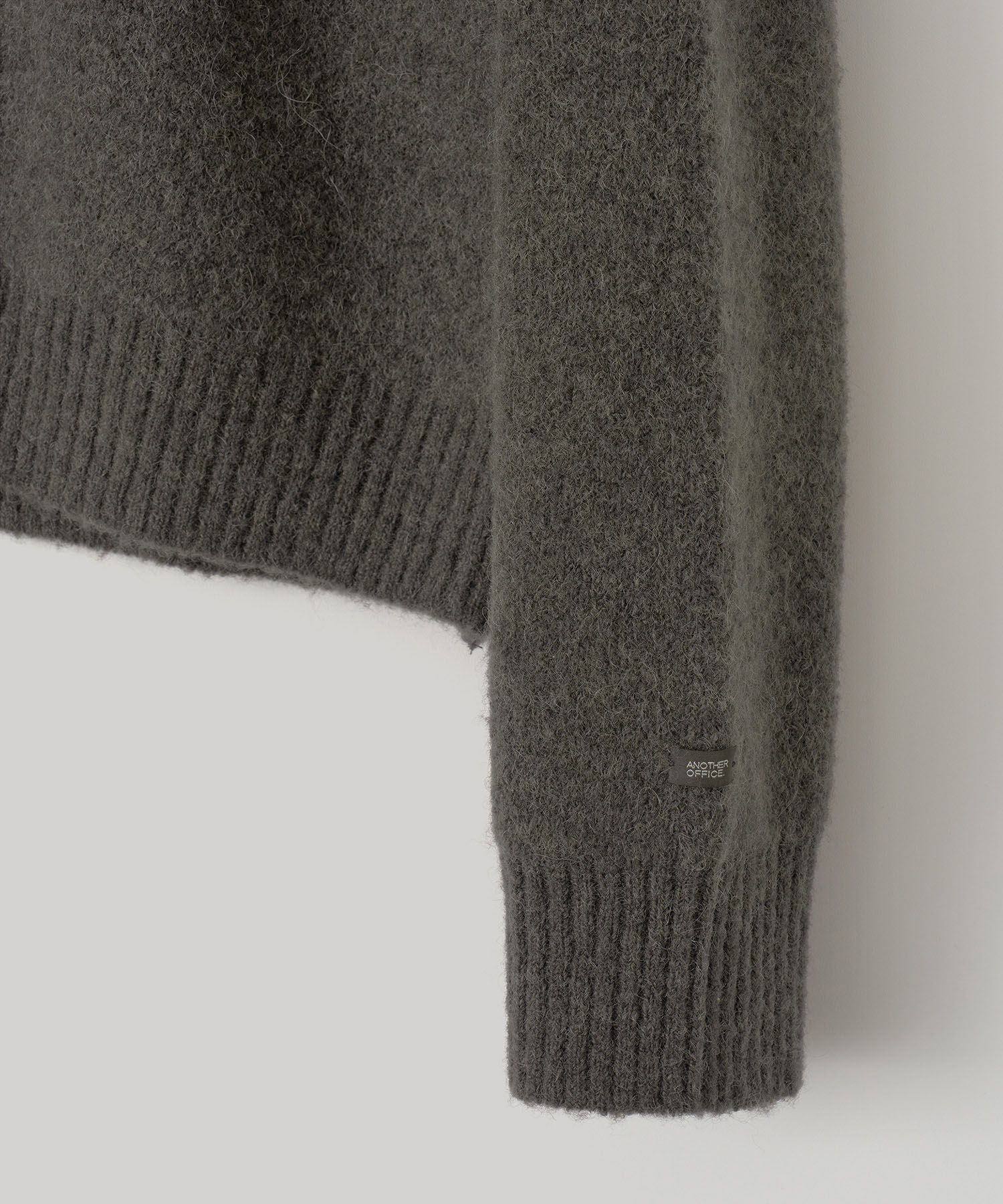 Current Alpaca Roundneck Cardigan（BASALT）