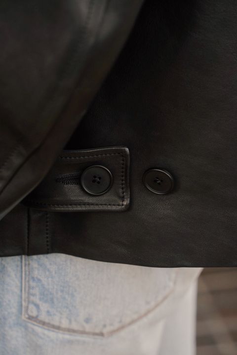 Blanc YM Leather Wide Elbow Coat / Black