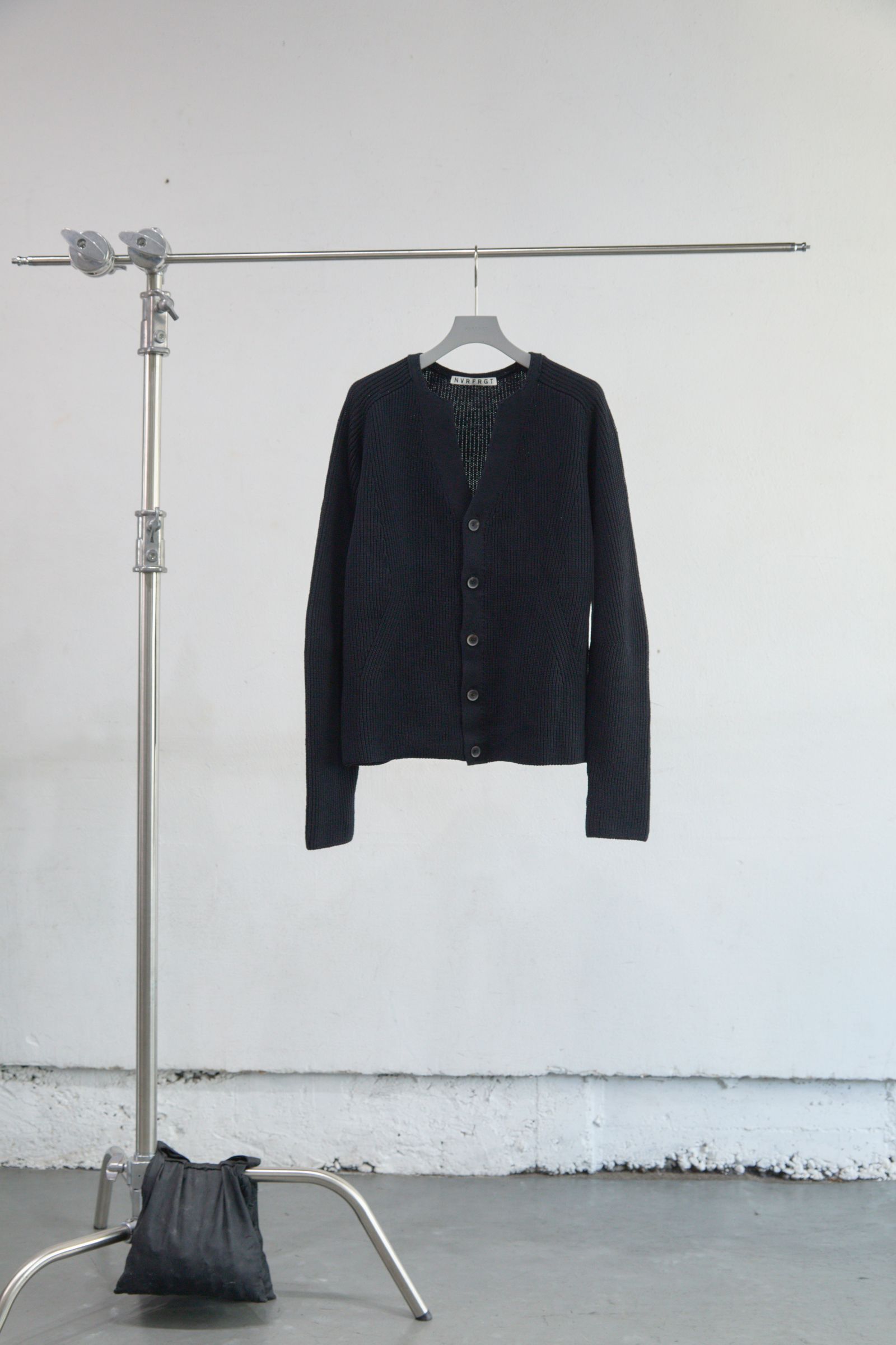 RIBBED CARDIGAN（BLACK）