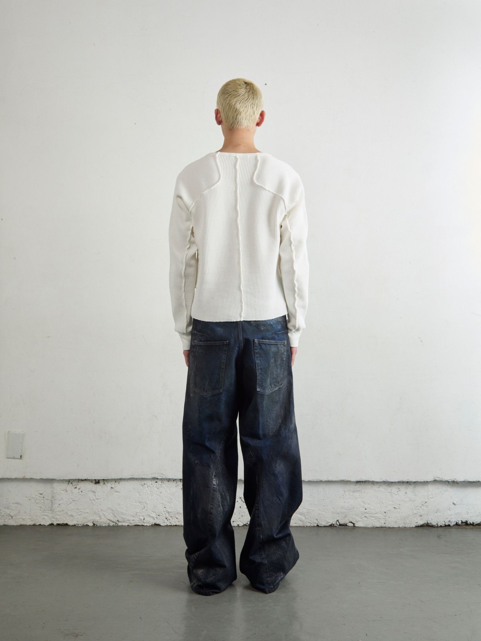 LONG SLEEVE T SHIRT（WHITE）