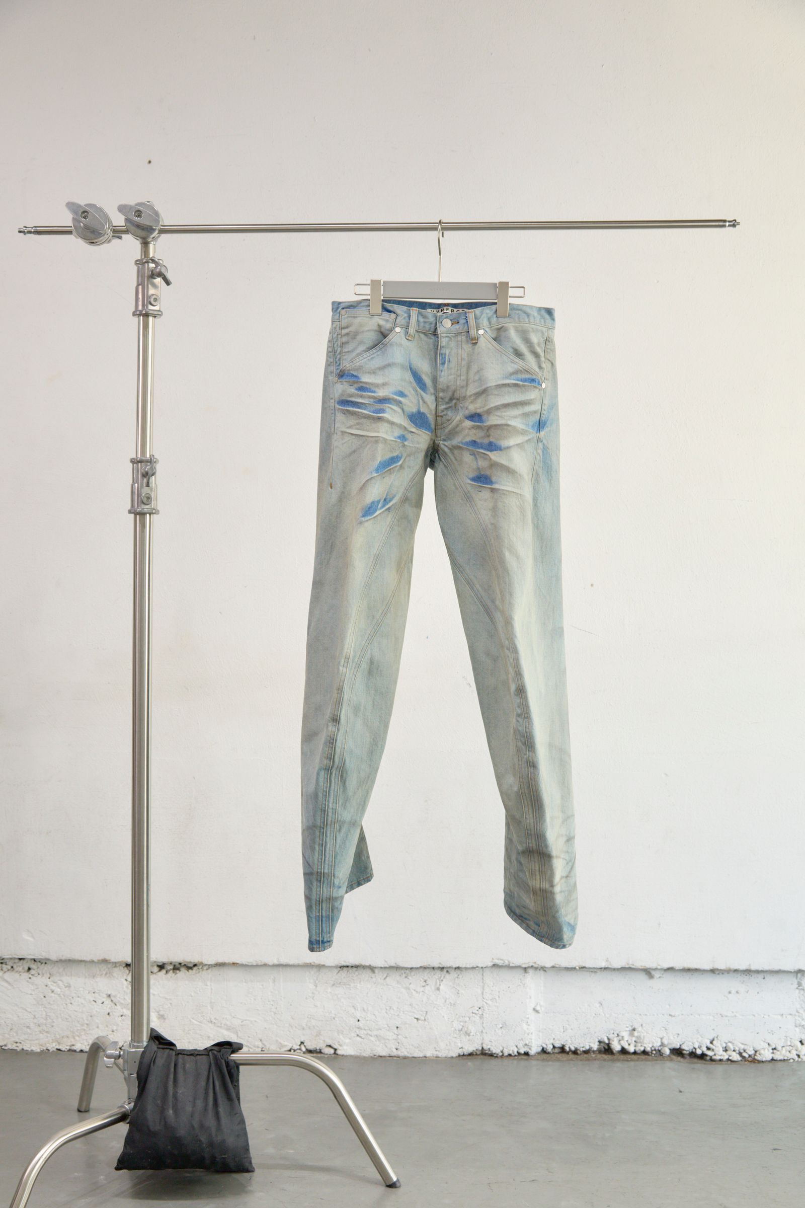 3D TWISTED JEANS 3.0（LIGHT FADED INDIGO）