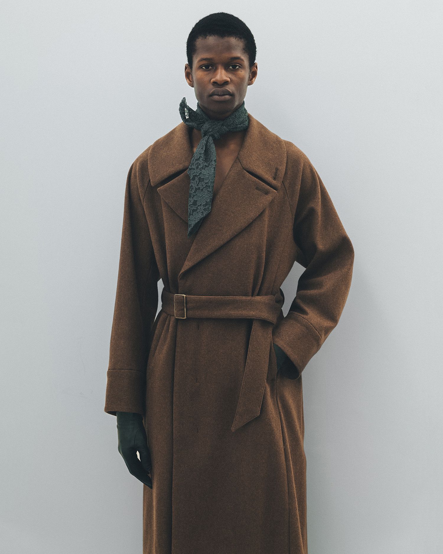 BELTED OVER COAT（BROWN）