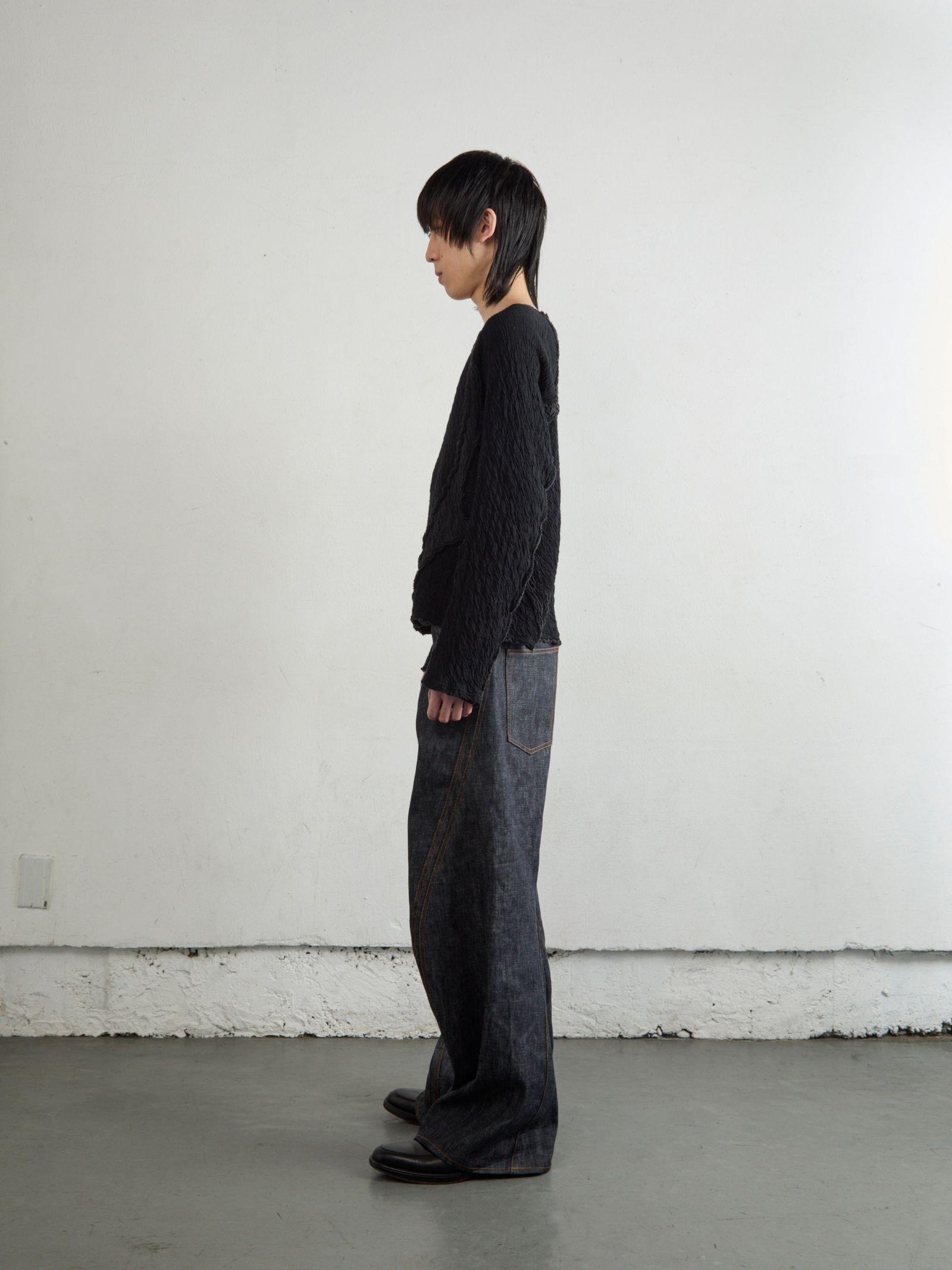 DOUBLE LAYERED LONG SLEEVE T SHIRT（BLACK）