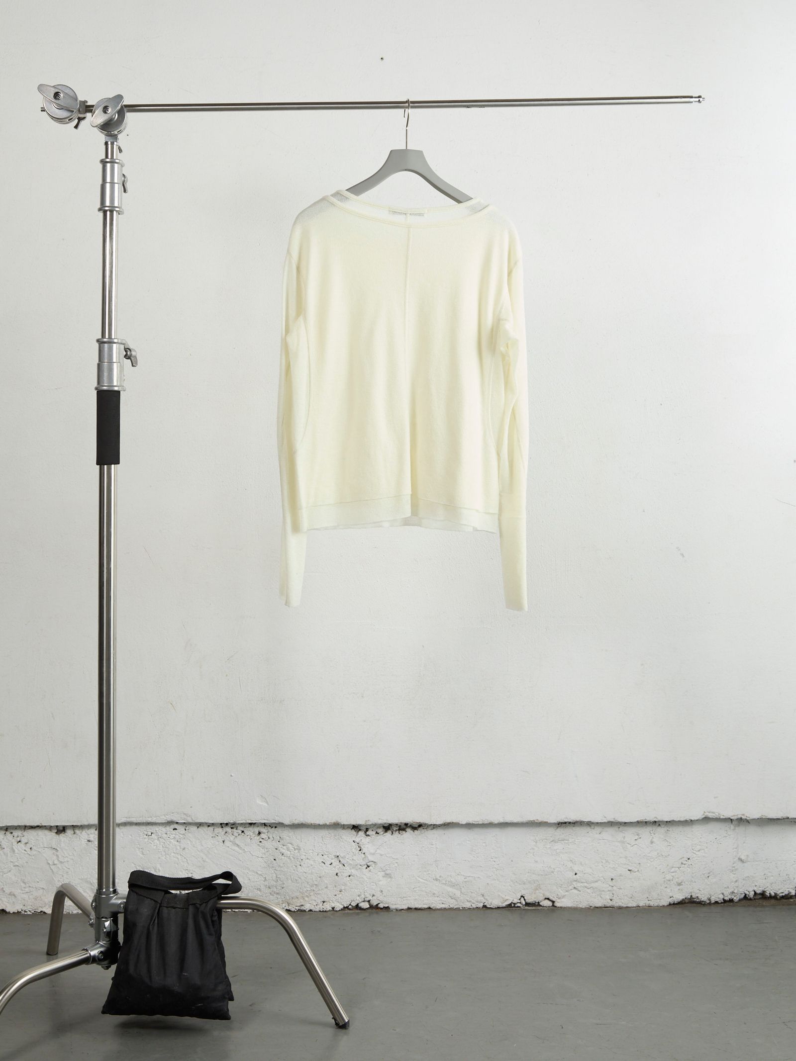 DOUBLE LAYERED LONG SLEEVE T SHIRT（WHITE）