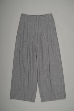 Tucked Wide Trousers（GRAY）