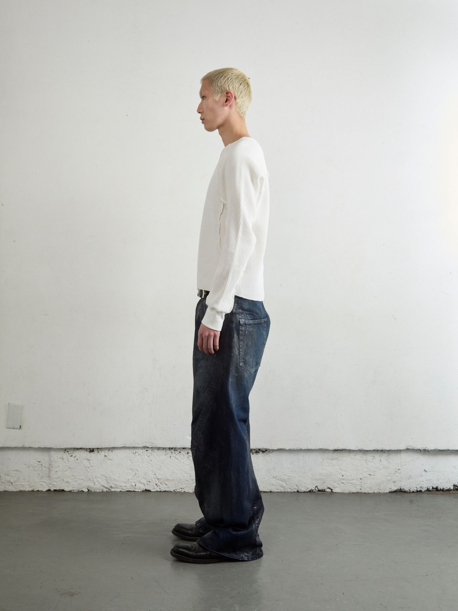 WAFFLE THERMAL LONG SLEEVE T‑SHIRT（WHITE）