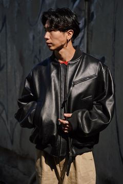 BOMBER JACKET（BLACK）
