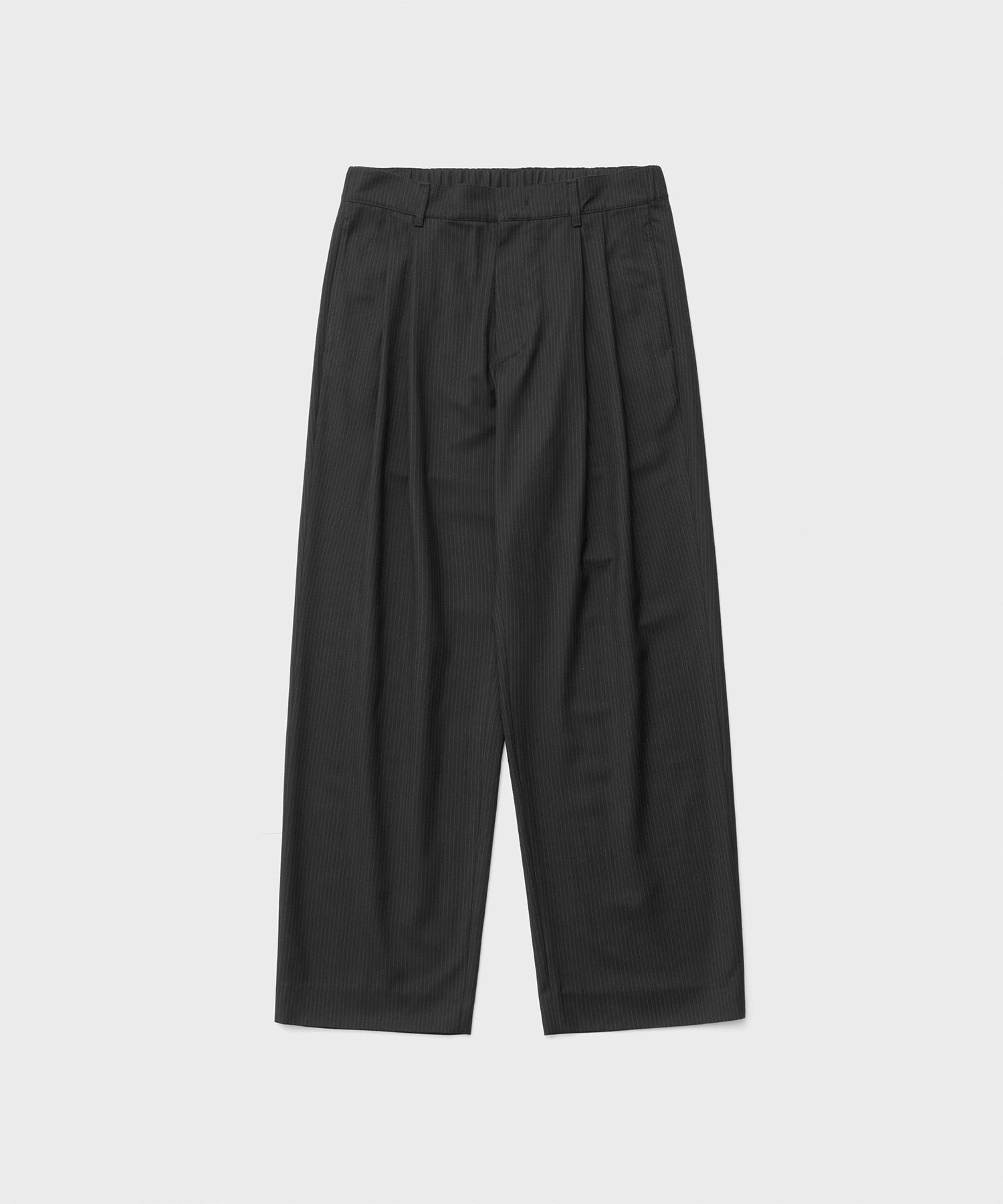 Narrow Stripe Tapered Slacks（BLACK）