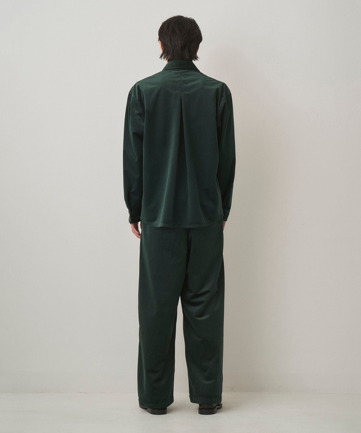 LUSTROUS CORDUROY SHIRT JACKET（GREEN）
