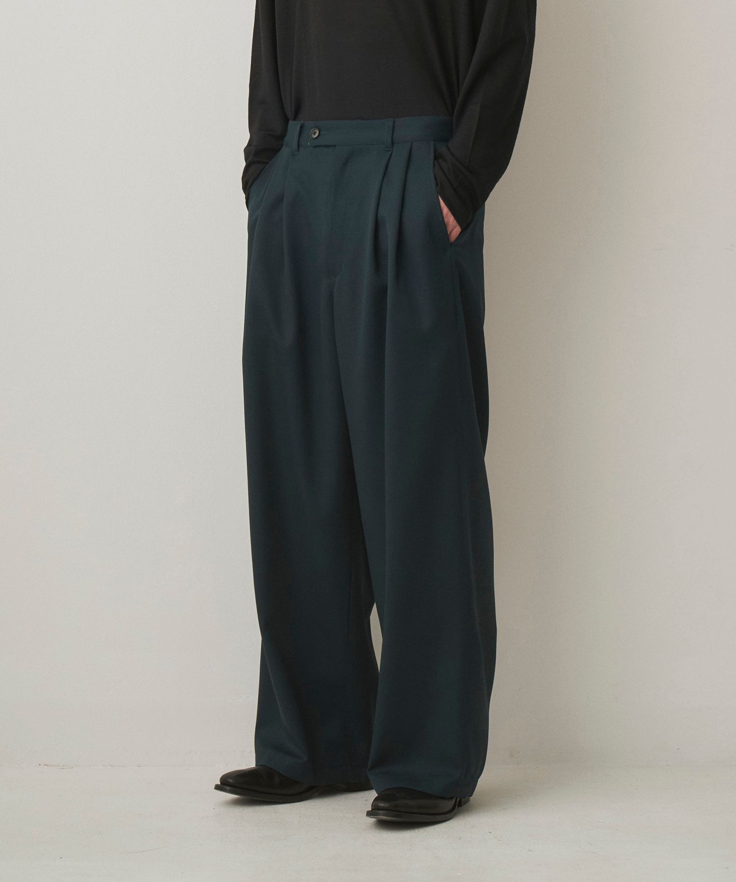 2TUCK WIDE EASY PANTS（GREEN）